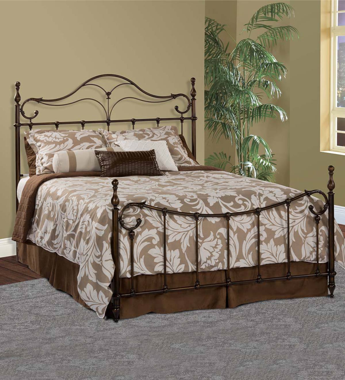 Adeline Cast Metal Full Bed Set