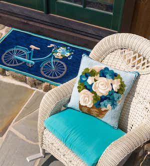 Indoor/Outdoor Hooked Flower Basket Throw Pillow