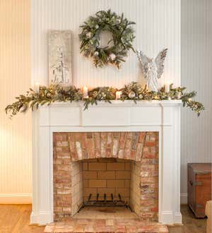 Belle Meade Snow-Kissed Holiday Wreath