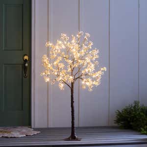 Indoor/Outdoor Electric Lighted Baby's Breath Trees