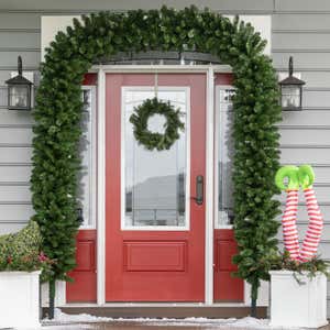 Montfair Pine Doorway Arch Garland