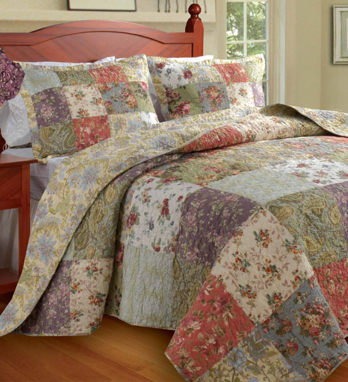 Cotton Wildflower Patchwork Block Reversible Bedspread And Shams