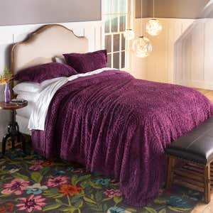 King Wedding Ring Tufted Chenille Bedspread