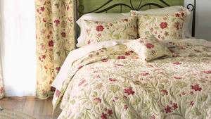 Jacobean Vine Quilt Set