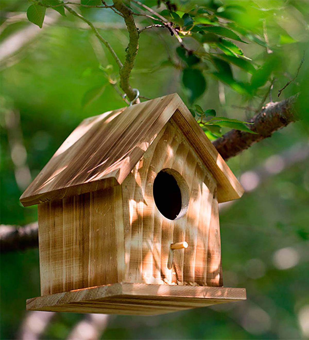 Colonial Wood Bird House