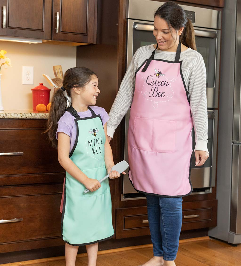 Mommy and me aprons, mom and kid cooking apron set, personalized