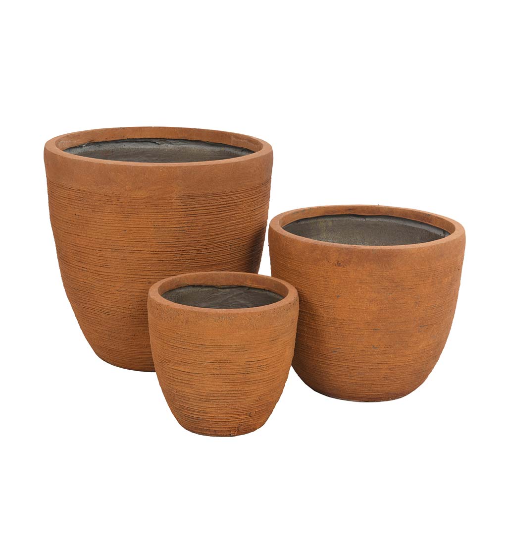 Indoor/Outdoor Terracotta Round Planters, Set of 3 - Clay