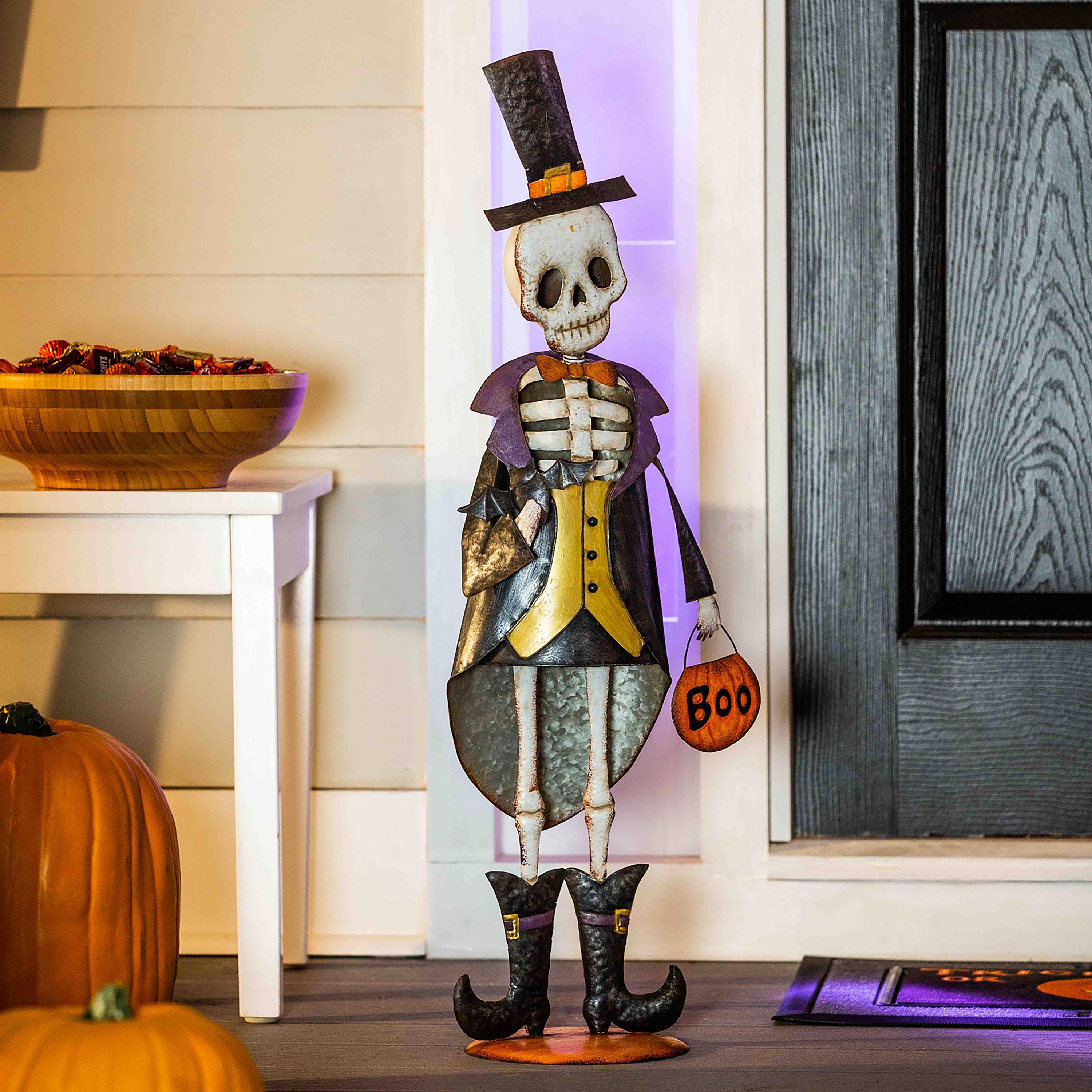 Indoor/Outdoor Formal Skeleton Halloween Garden Statue