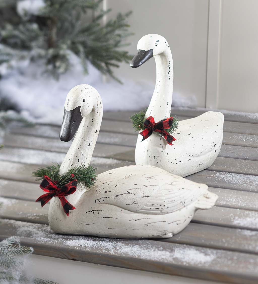 Holiday Swan Statue with Head Up
