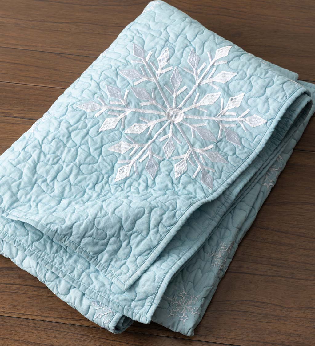 Falling Snowflakes Cotton Quilted Throw