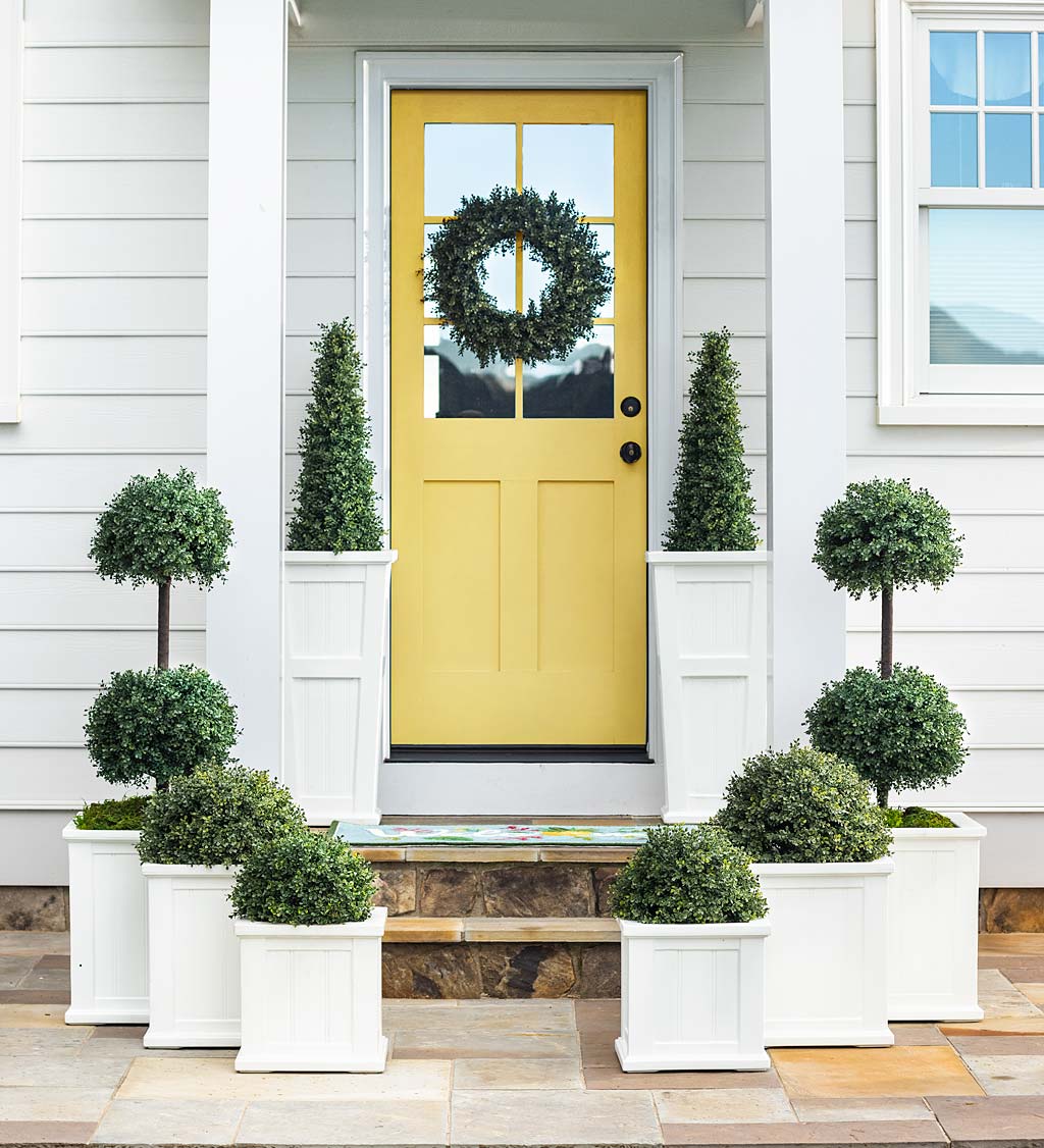 Indoor/Outdoor Faux Boxwood Greenery Accents