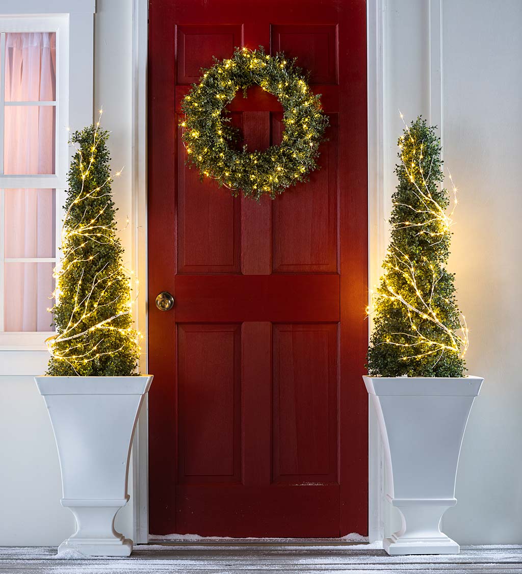 Indoor/Outdoor Faux Boxwood Greenery Accents