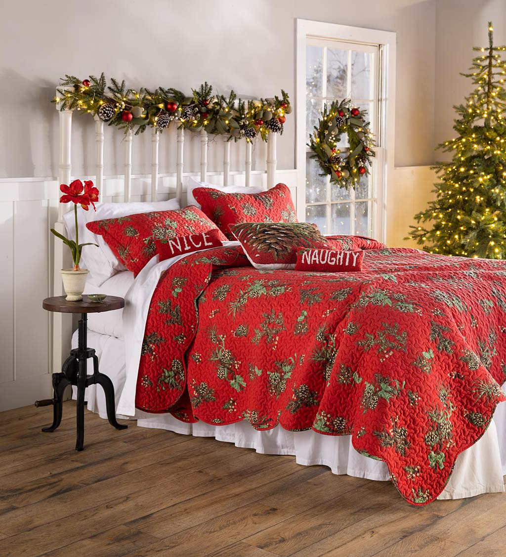 Holiday Peaceful Pine Cotton Quilted Bedding, King Quilt