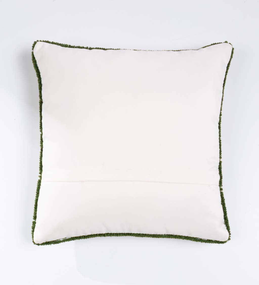 Indoor/Outdoor Hooked Polypropylene Wren Throw Pillow