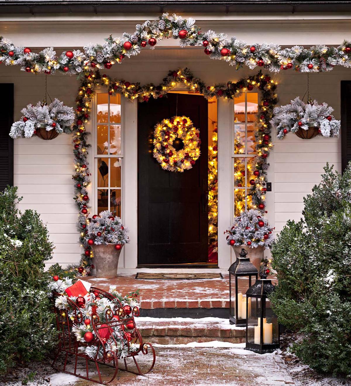 Fairfax Lighted Decorated Holiday Hanging Basket | Plow & Hearth