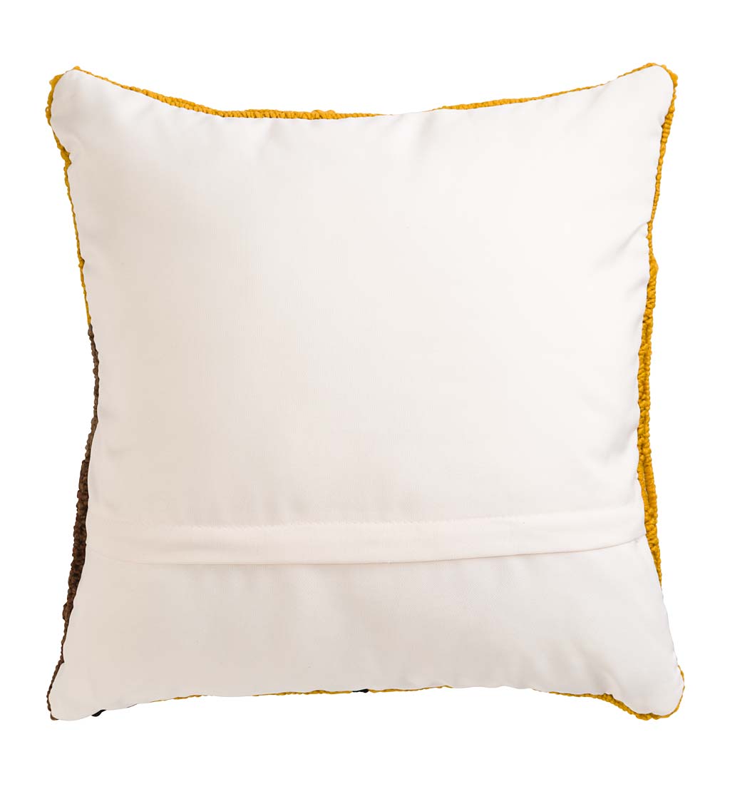 Indoor/Outdoor Hooked Polypropylene Moose Throw Pillow
