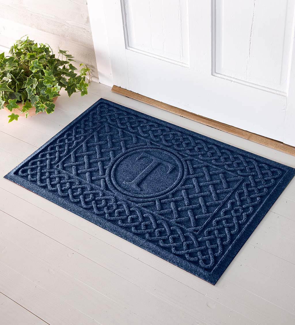Waterhog Cable Weave Doormat with Single Initial, 2' x 3' swatch image