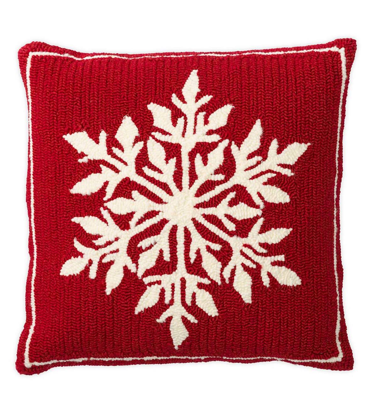 Indoor/Outdoor Snowflake Holiday Hooked Throw Pillow