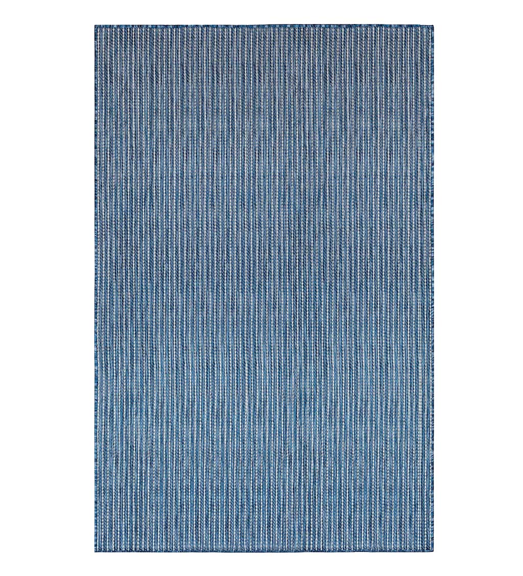 Indoor/Outdoor Textured Stripe Polypropylene Rugm 4'10" x 7'6" swatch image