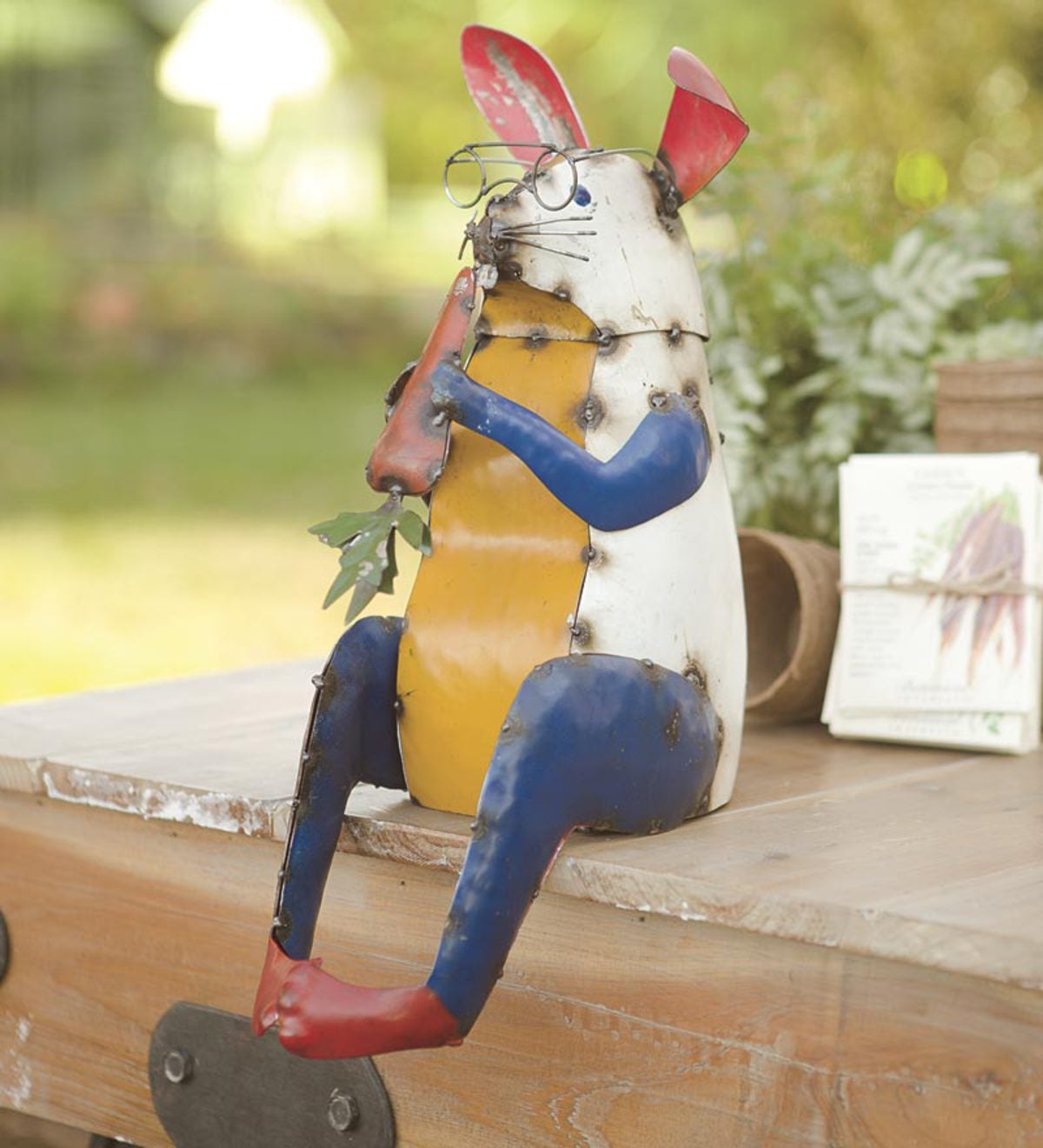 Handmade Recycled Metal Snacking Bunny Garden Sculpture ...