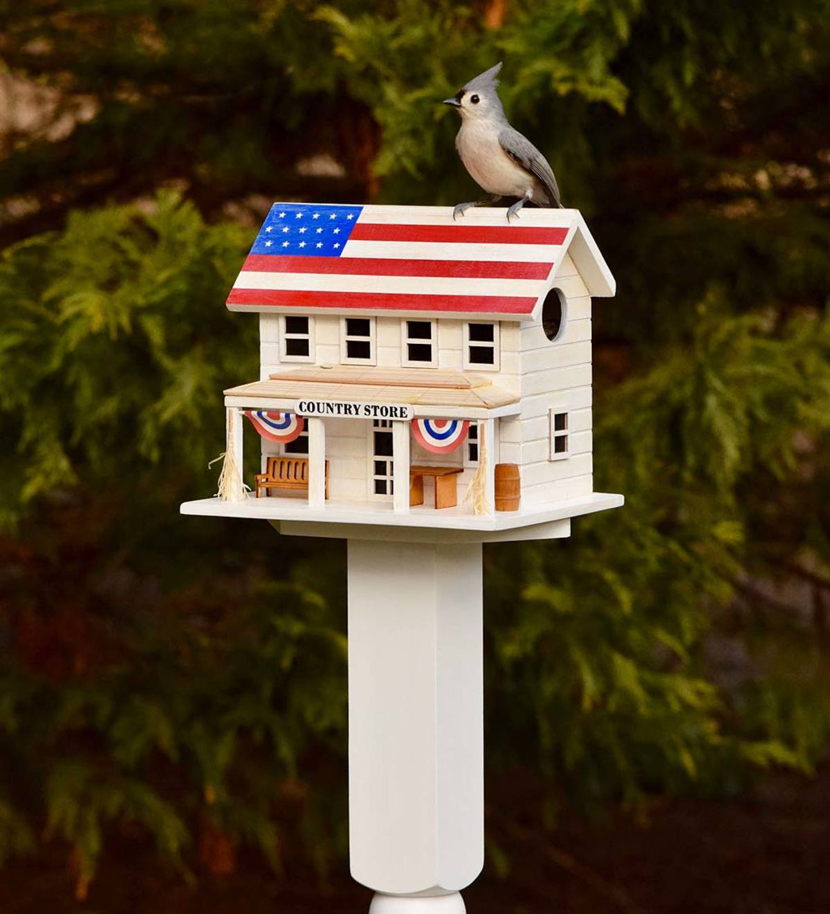 COUNTRY STORE BIRDHOUSE 