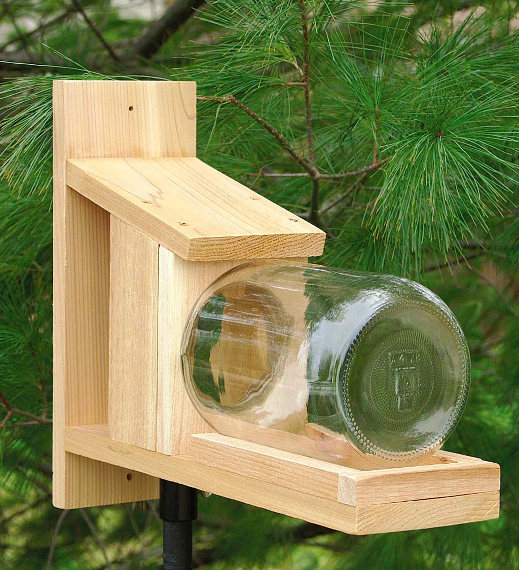 Wood and Glass Jar Squirrel Feeder