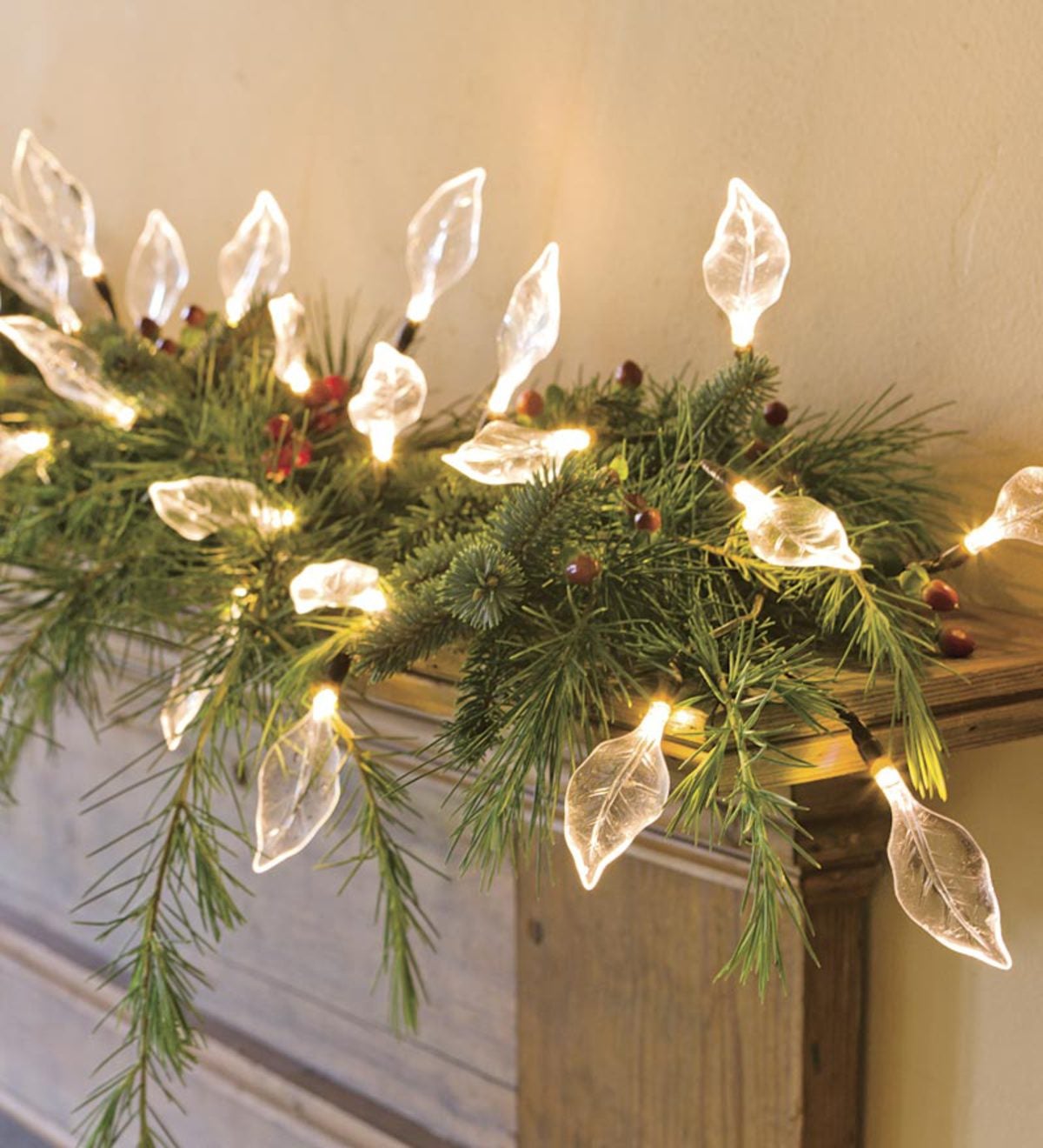 Lighted Leaves LED Garland | PlowHearth