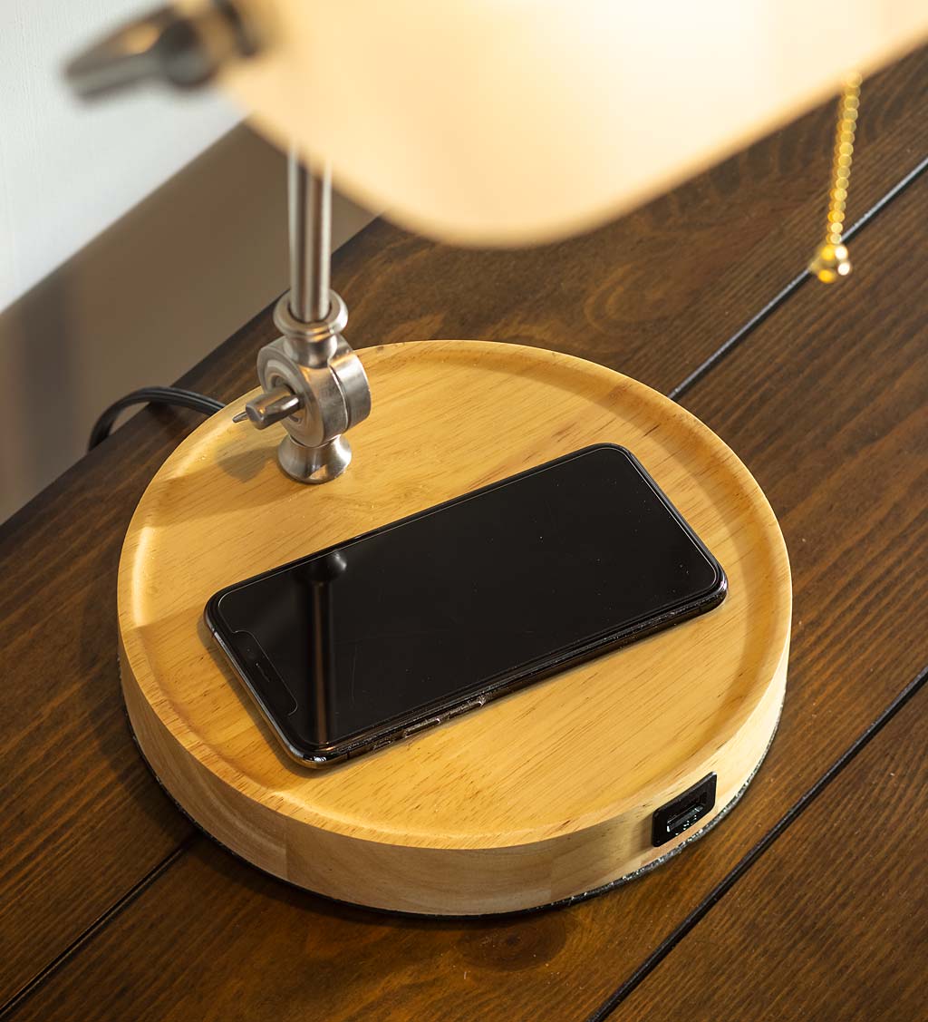 Banker's Desk Lamp With Wireless Charging Station