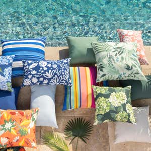 outdoor cushions & pillows